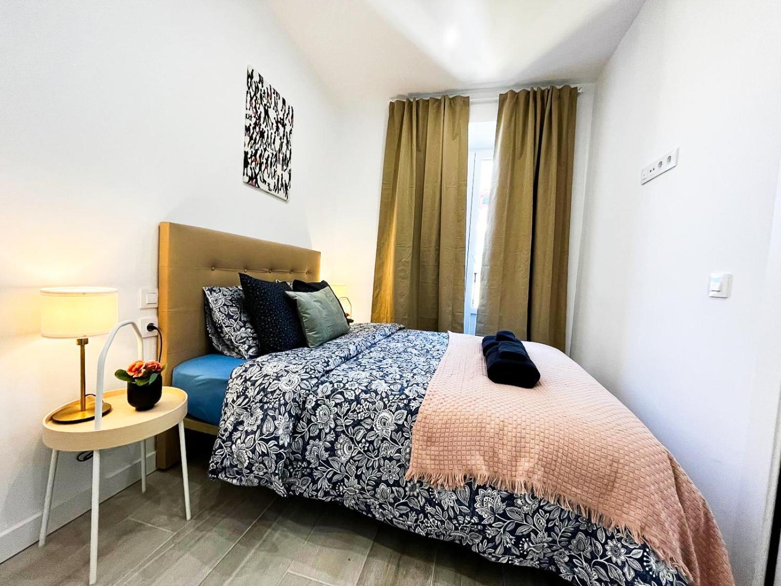 Madrid Private Rooms - Ferrer Ngoại thất bức ảnh