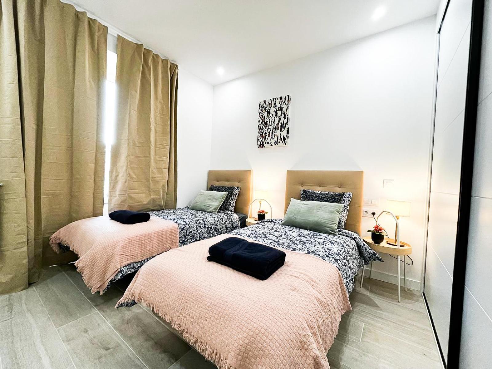 Madrid Private Rooms - Ferrer Ngoại thất bức ảnh